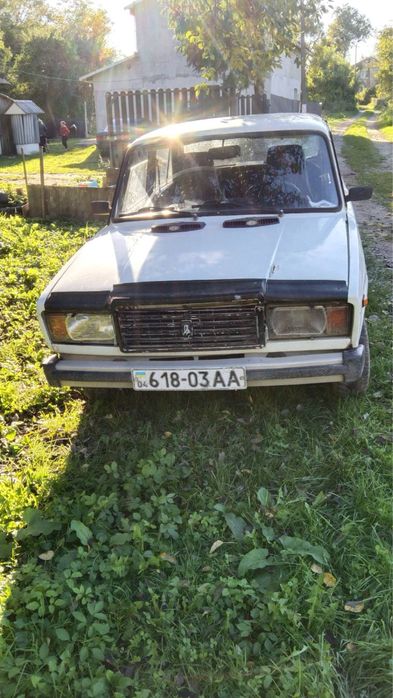 Продам ваз 2107 бензин