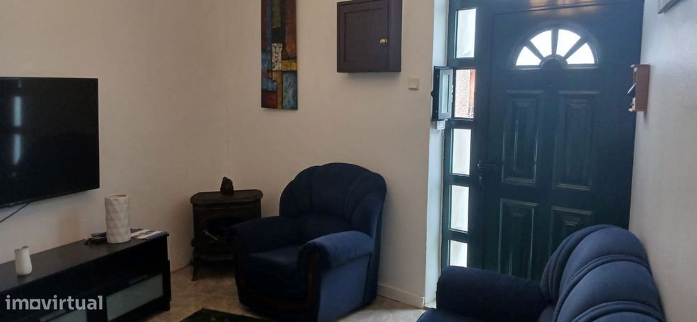 Moradia T3 Térrea com Terraço-Milheirós-Maia