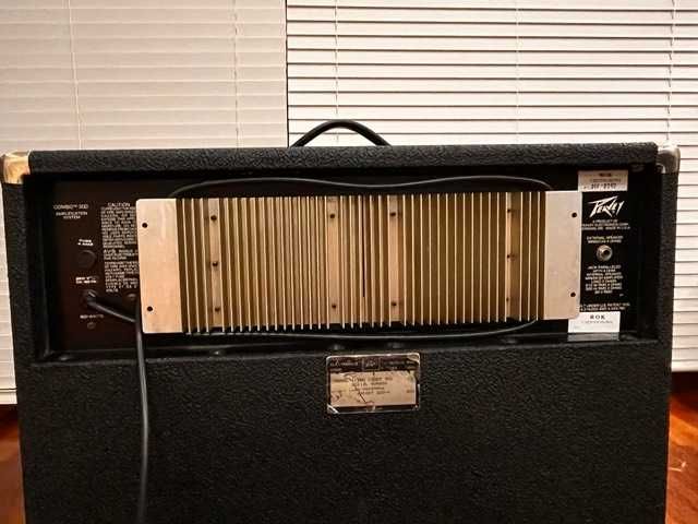 Wzmacniacz basowy PEAVEY COMBO 300,   80s USA