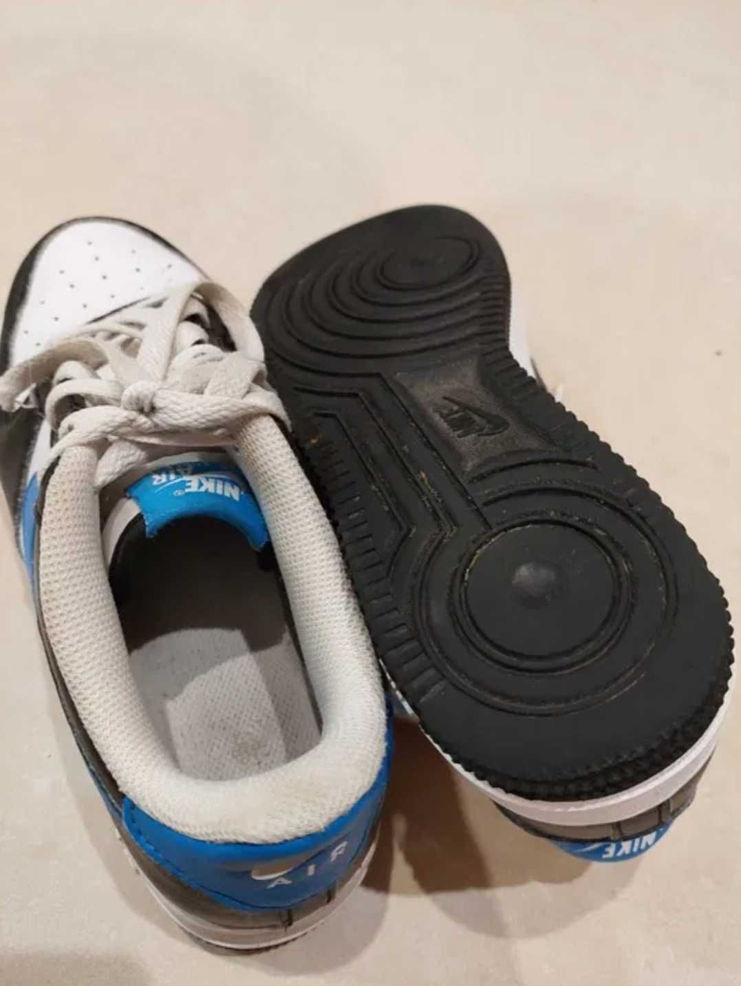 Nike air force azul e branco