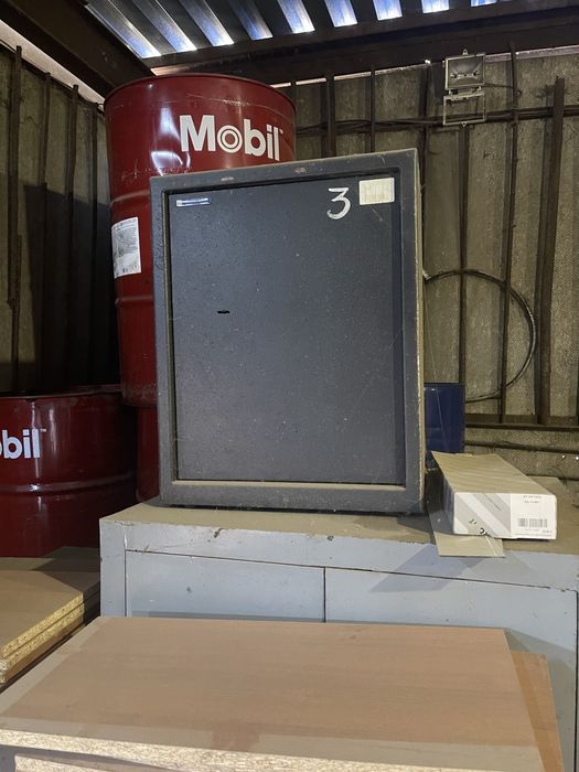 Сейф банківский металевий б/в