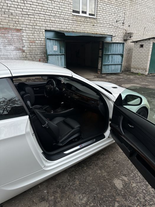 Продам BMW  335 по низу рынка SALE )