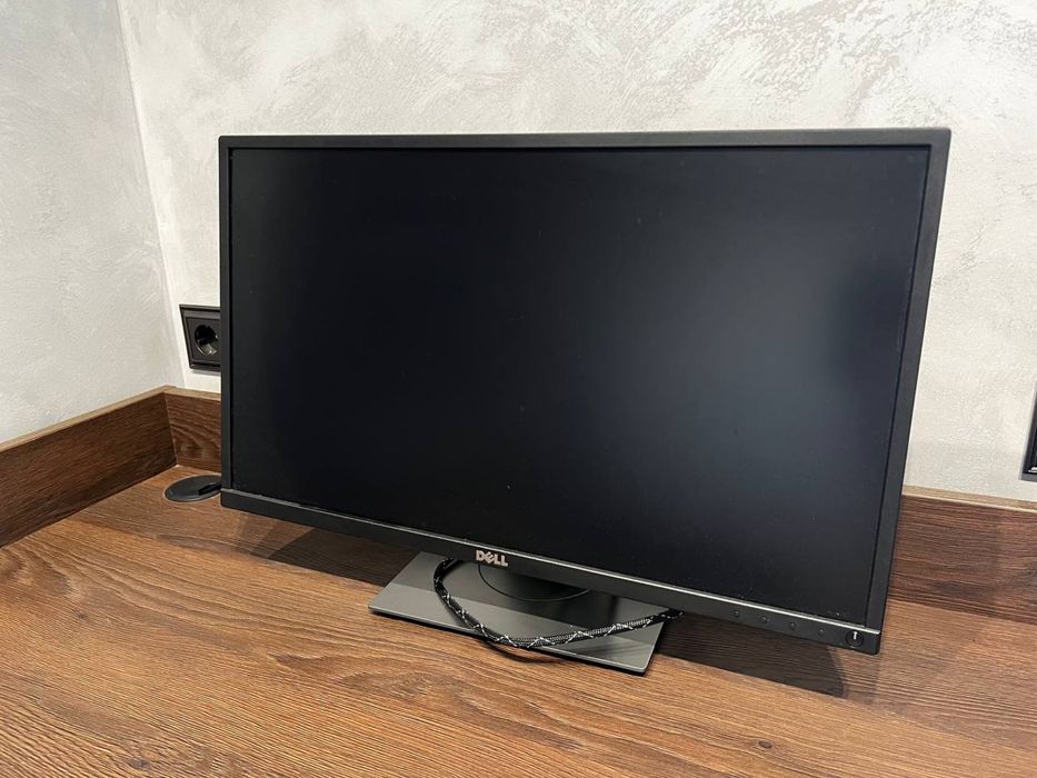 Монітор DELL p2417h