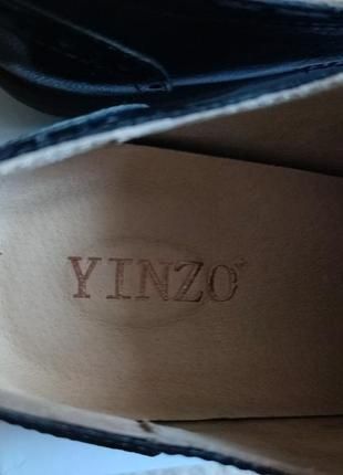 Круті нові шкіряні туфлі оксфорди