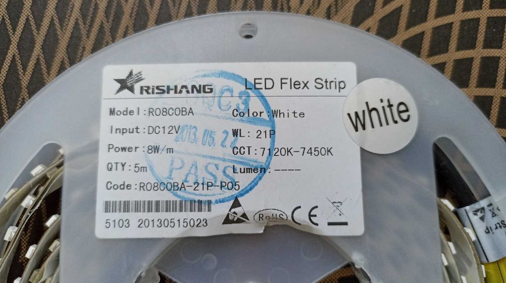 Светодиодная LED лента Rishang 5метров. Модель: R08COBA White