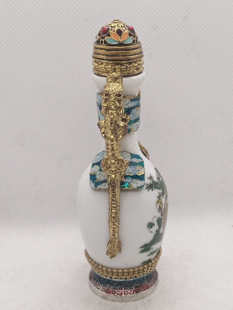 Frasco ou garrafa de rapé em porcelana chinesa
