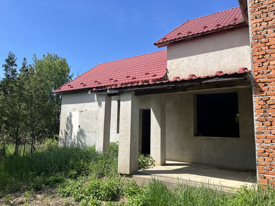 Недобудова 235 м2 приват ділянка 12 сот Берегово винзавод «Чізай»