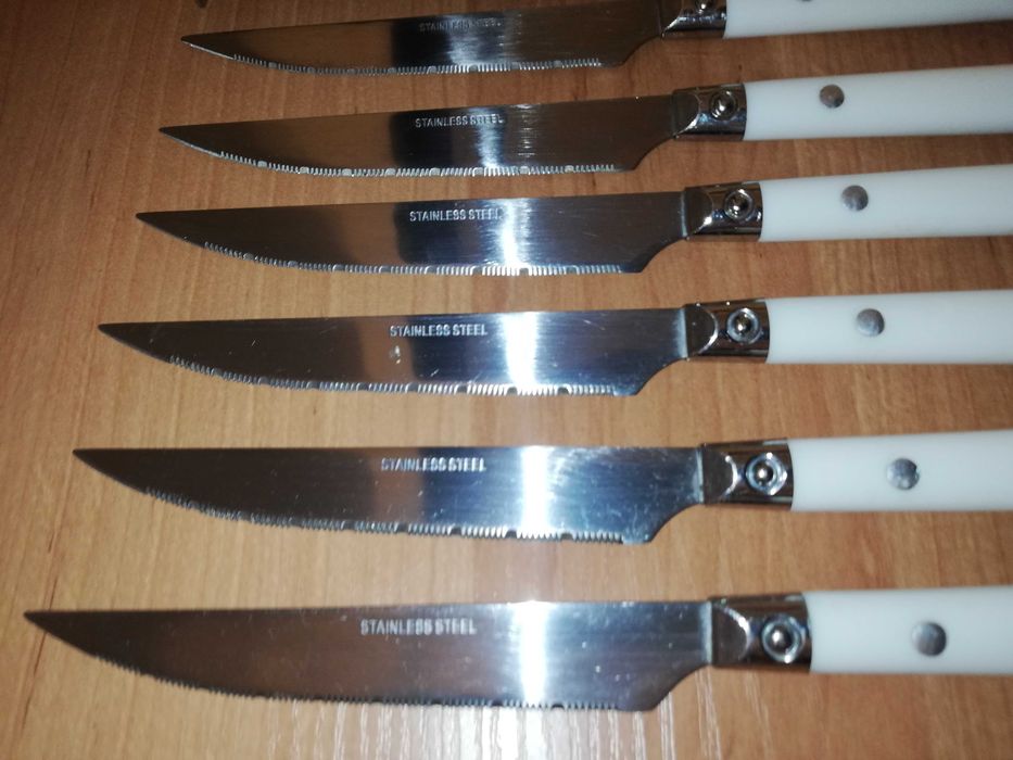 Zestaw 6 noży - Nieużywane