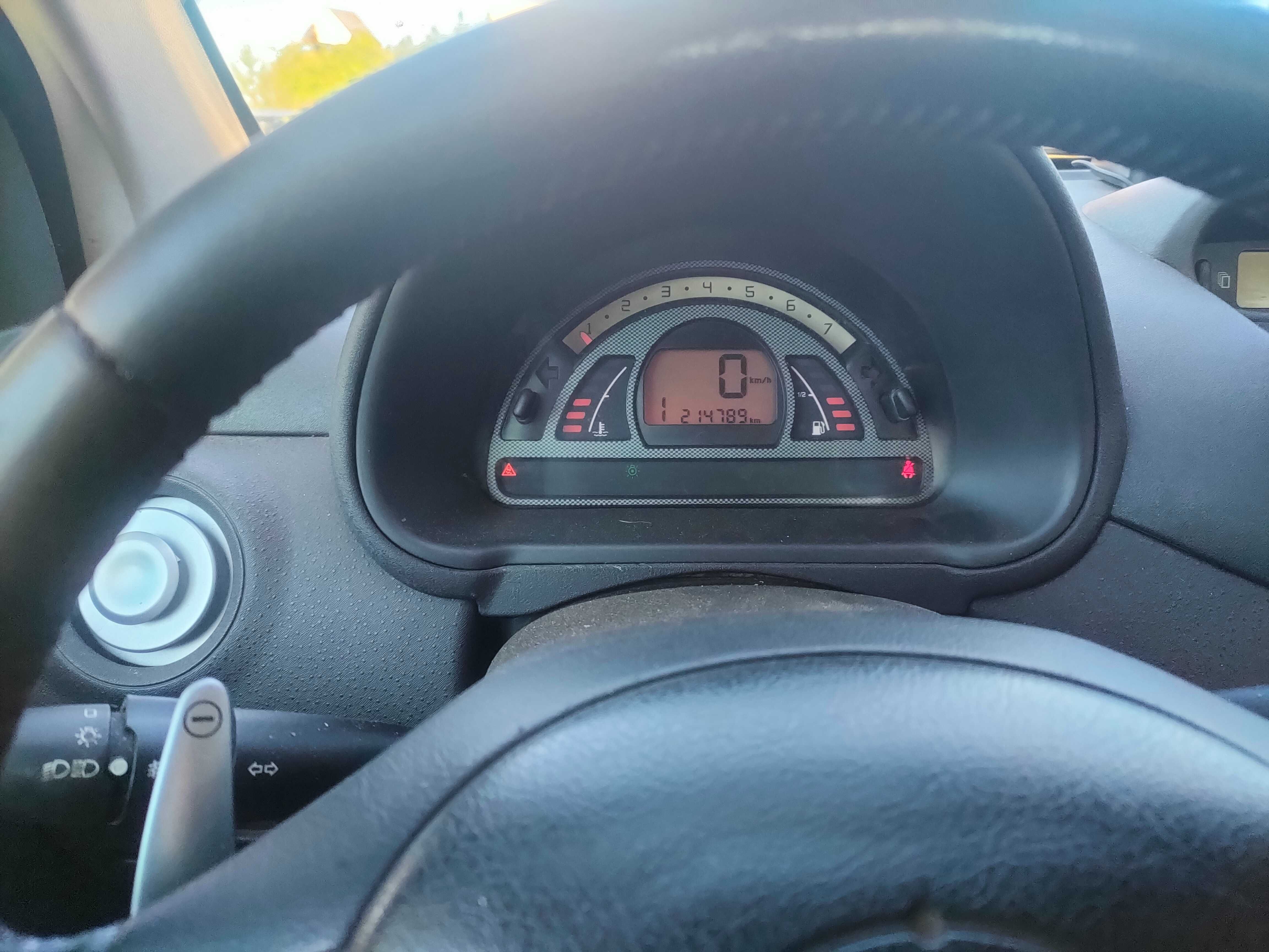 Citroen c2 1.6 VTR + LPG półautomat (uszkodzony)