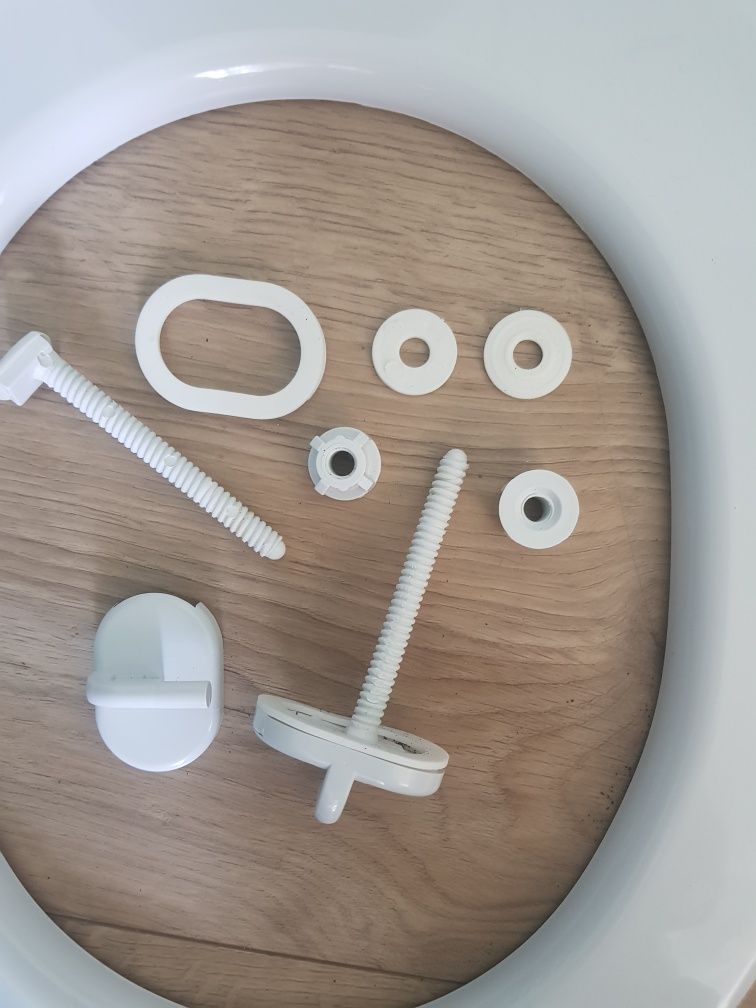 Plastikowa  deska sedesowa  WC