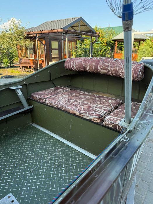 моторная лодка казанка ,хонда 20, на прицепе