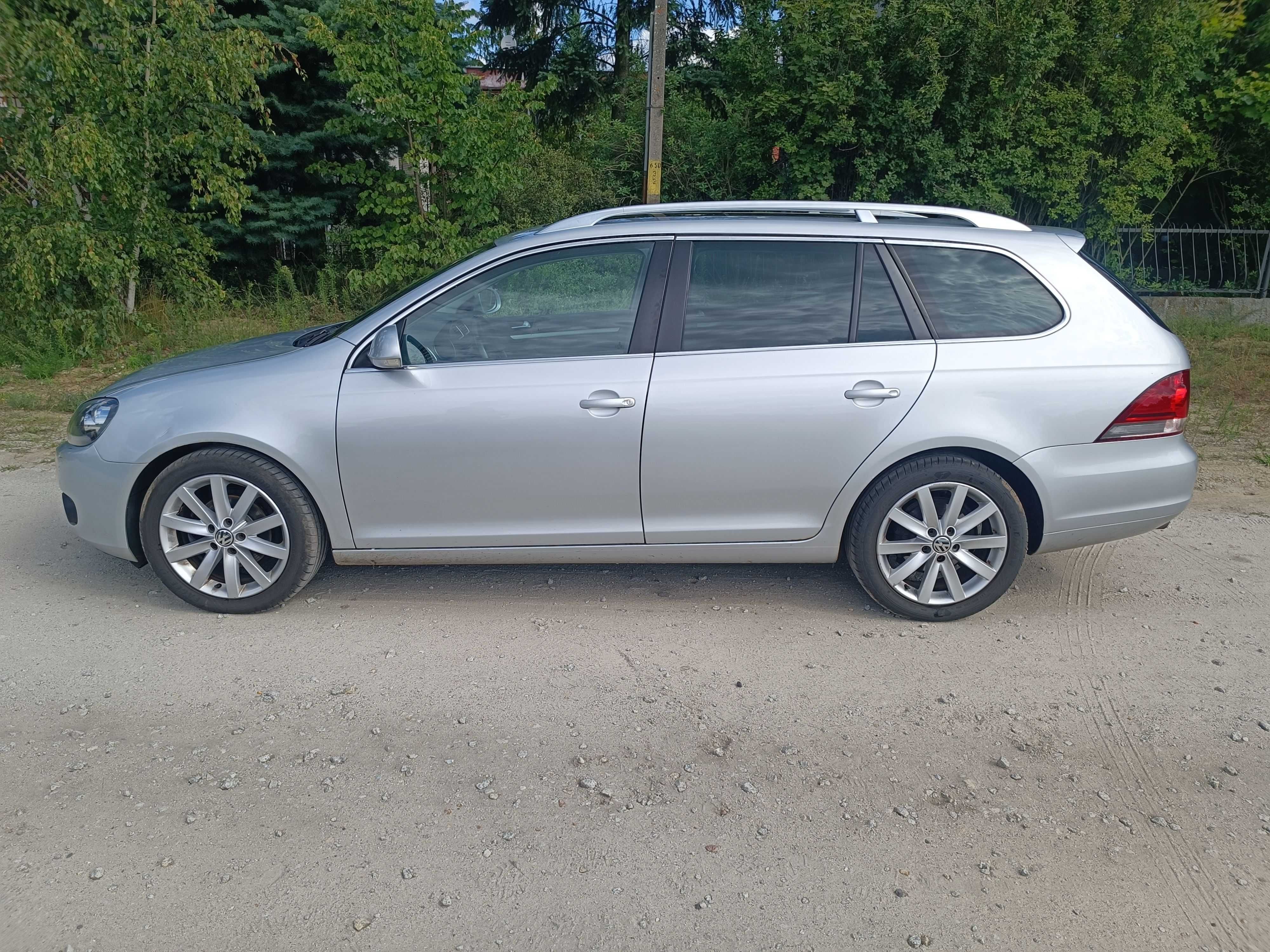 VW GOLF 6 1.6 TDI 179tys km.  Panorama Alcantara 2 komplety kół Manual