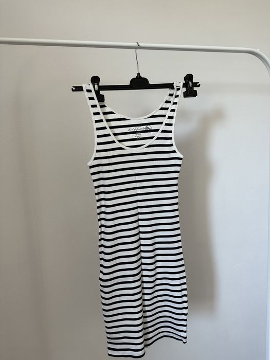 Sukienka w paski