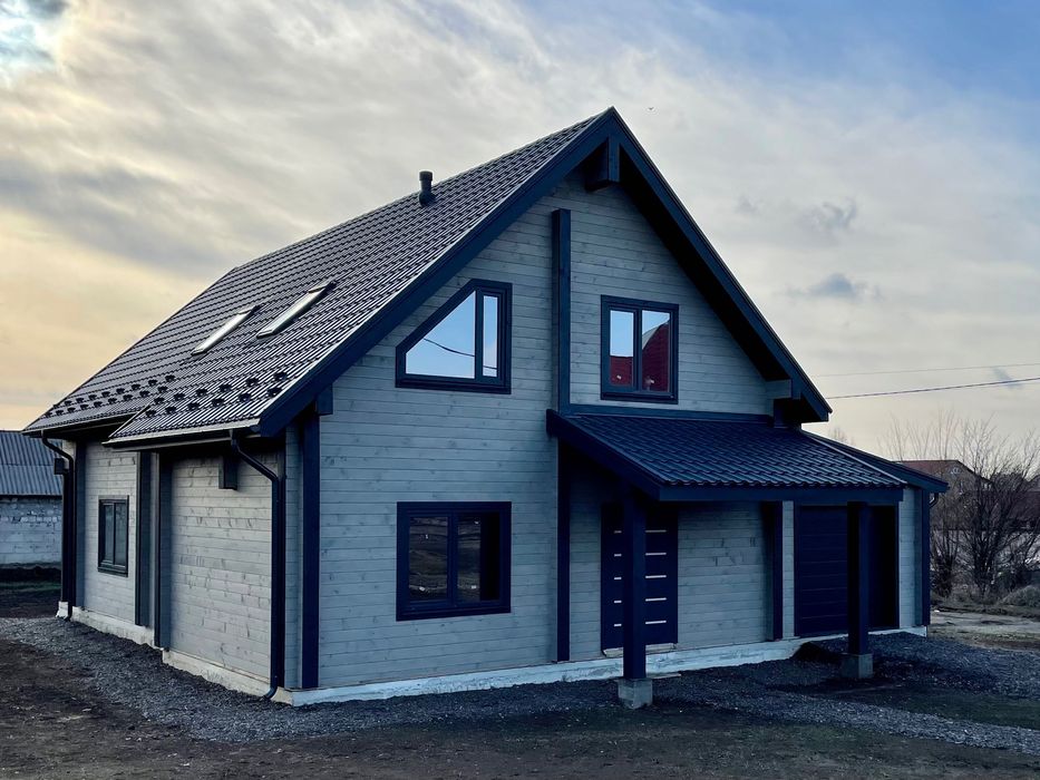 Новий будинок на 180 квадратних метрів на Кресівському 2