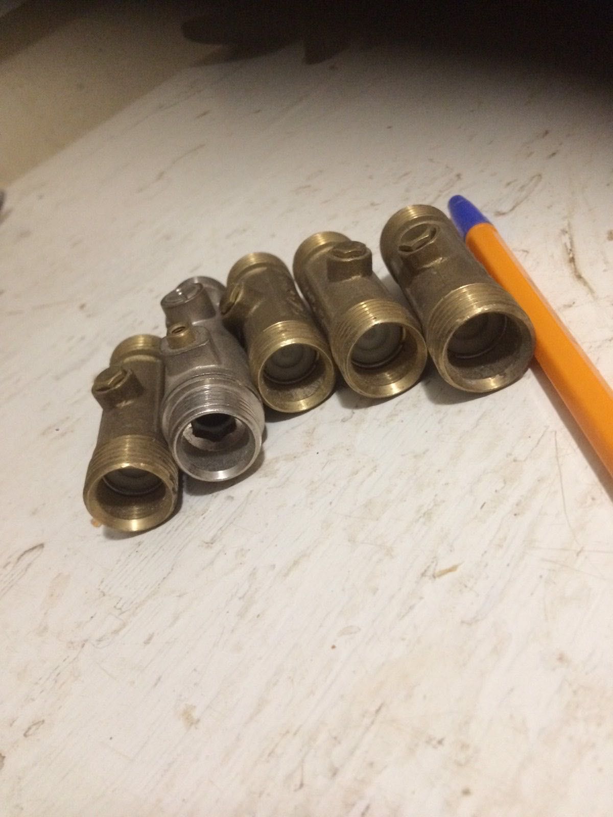 Зворотній клапан для мідних труб 15 мм