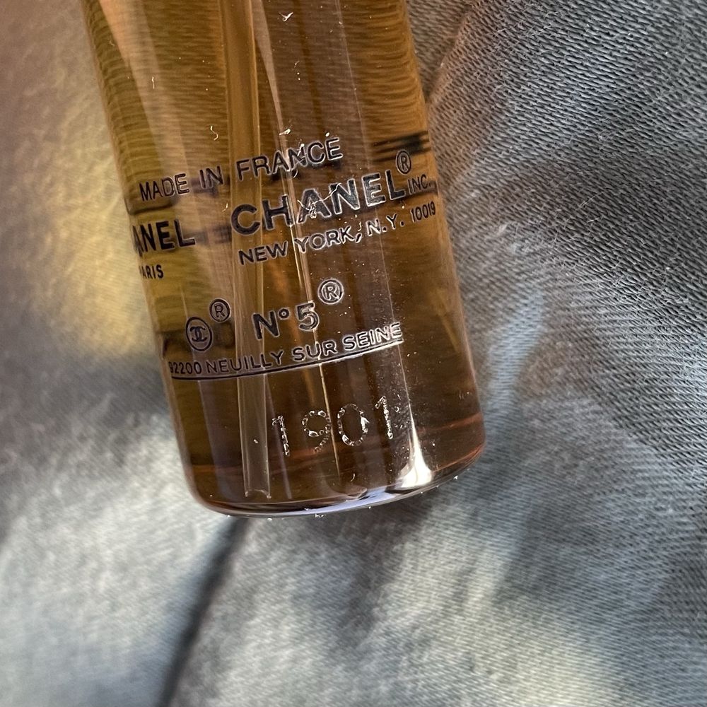 Chanel N°5 EDP Twist & Spray Recarga e opção de Atomizador por mais 20
