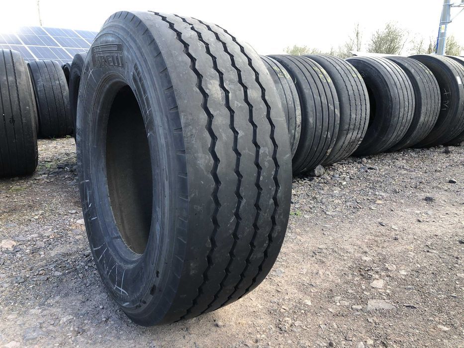 385/55R22.5 Opona PIRELLI ST01 Naczepowa 01