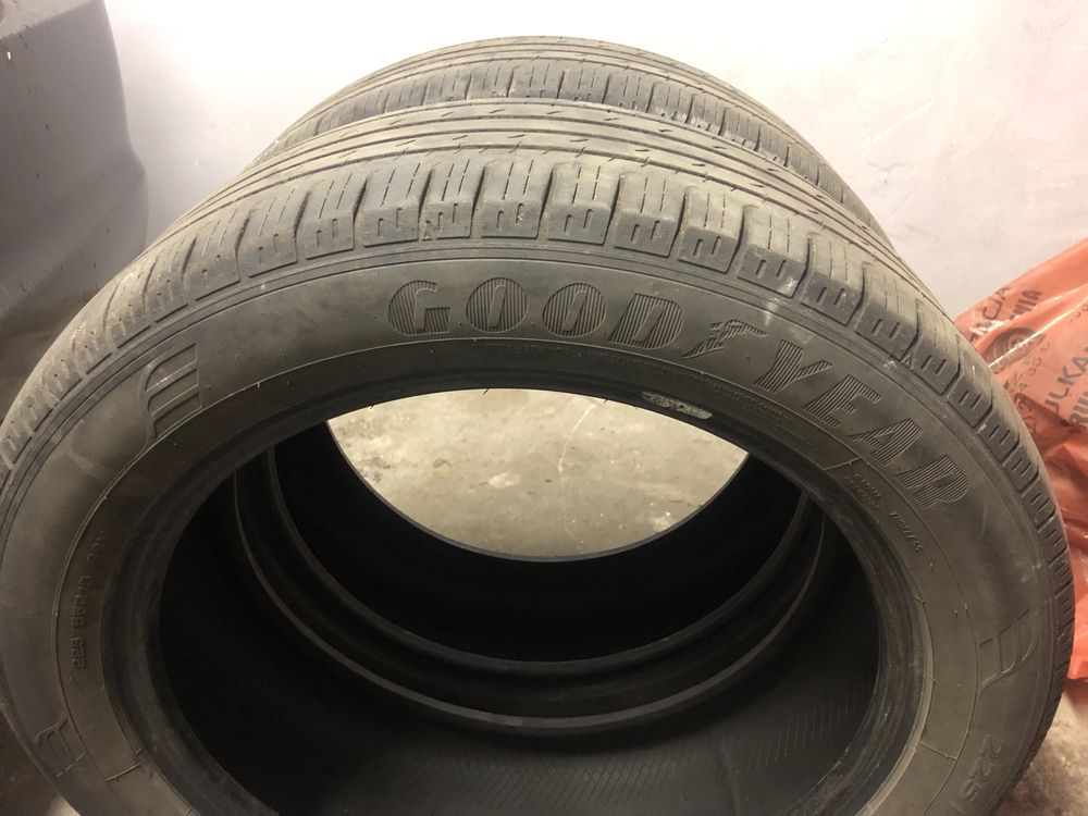 4x Opony Goodyear EfficientGrip 225/55/R19