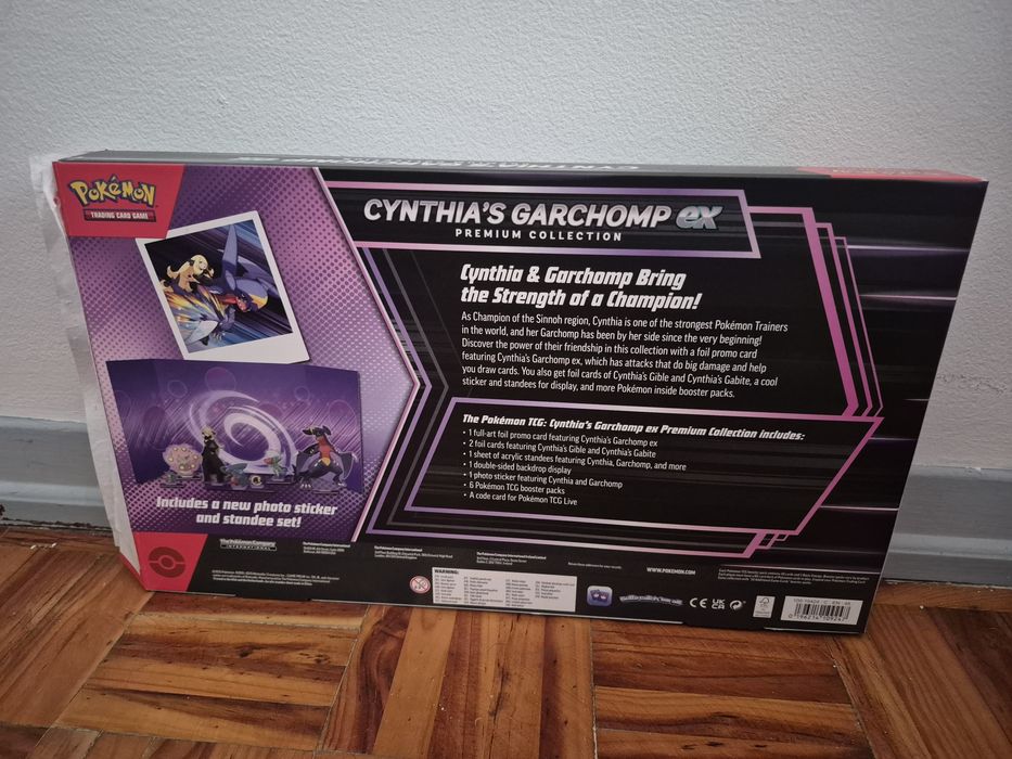 Pokemon: Cynthia's Garchomp EX Premium Collector