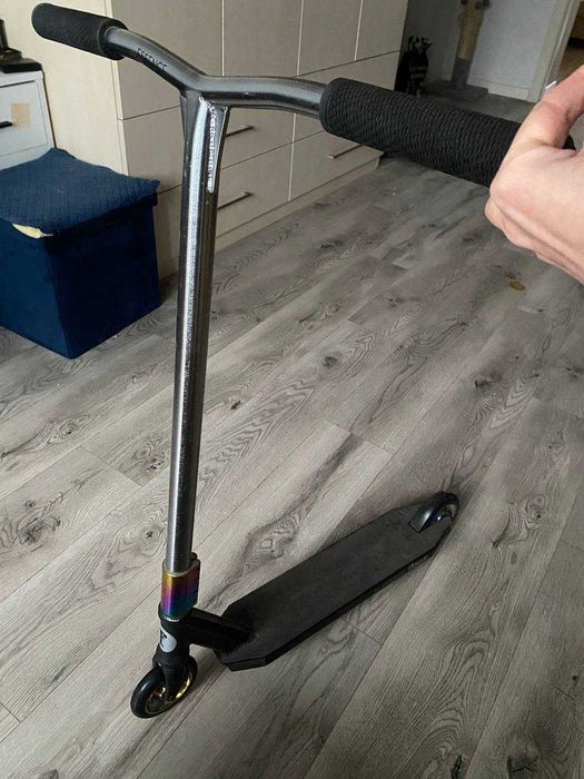 Трюковий самокат Flavor Essence 4.5" V2 Pro Scooter Black Neo