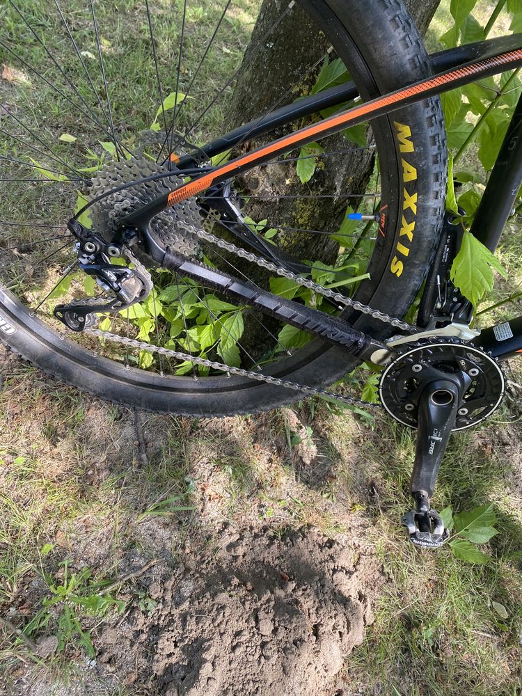 Ktm aera carbono