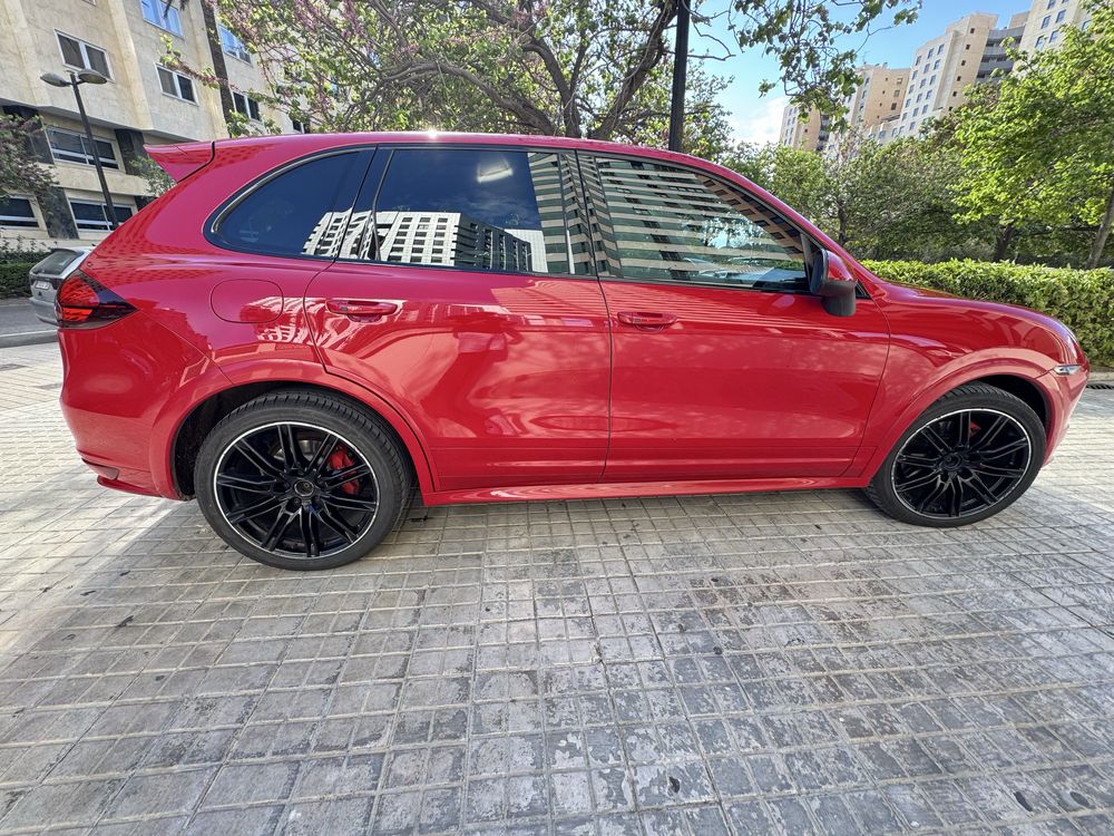 Porsche Cayenne GTS
