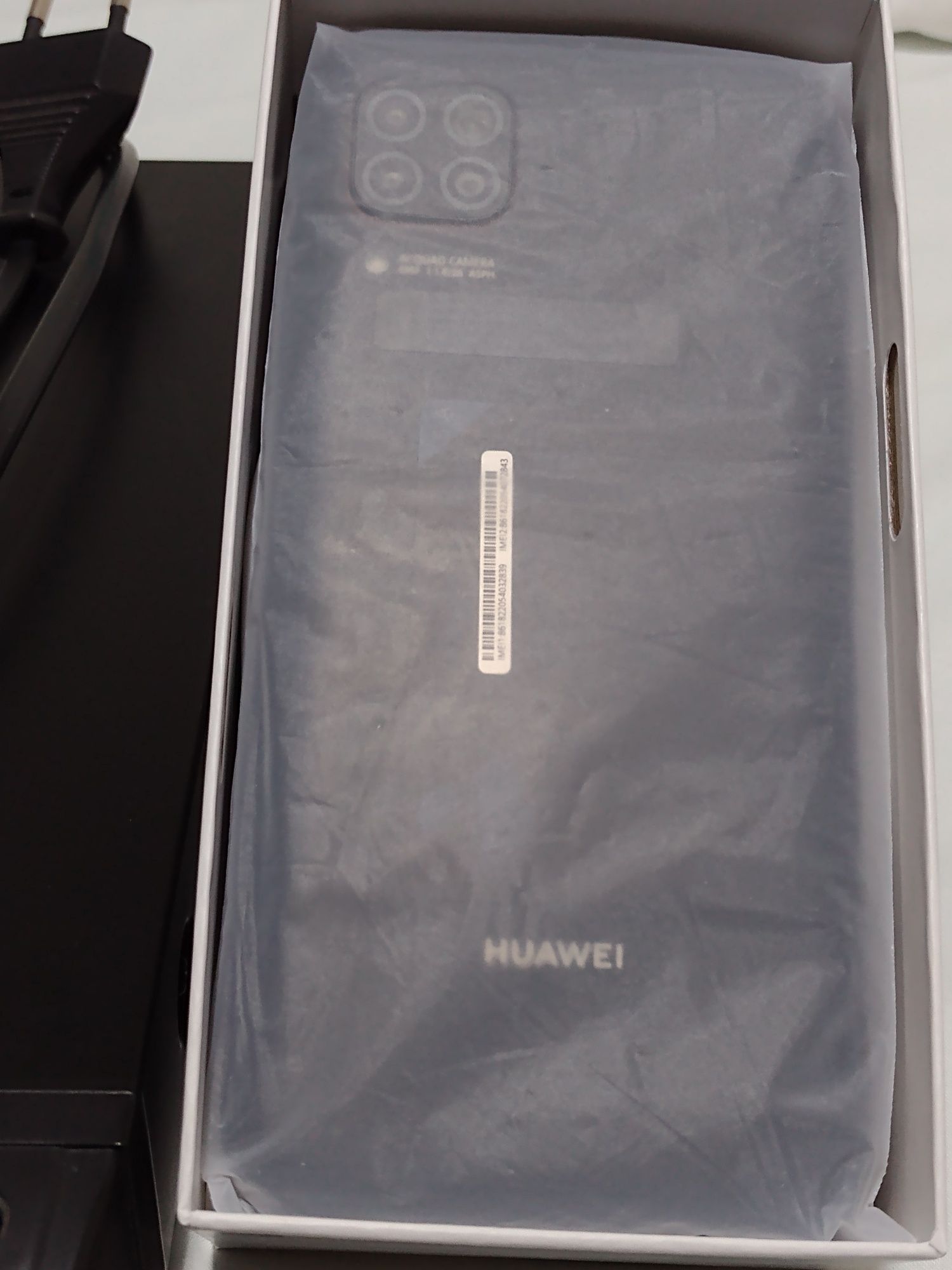 Huawei p40 lite 6 GB ram 128GB rom. Baixa de preço oportunidade.
