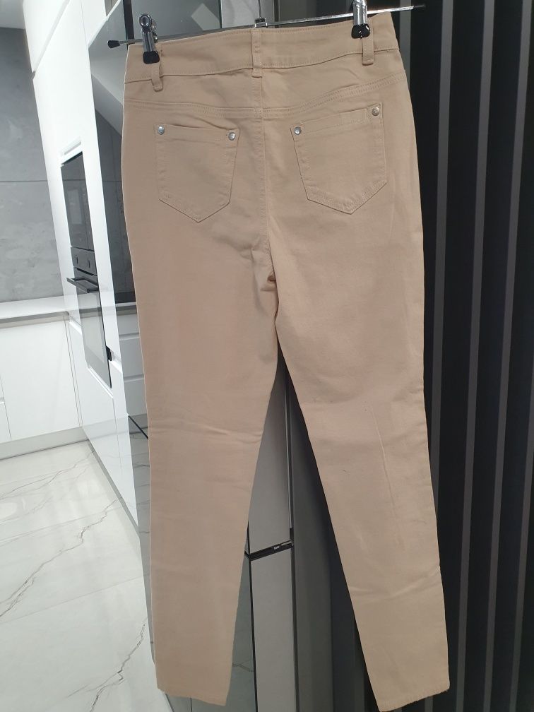 Spodnie Tamaris nowe