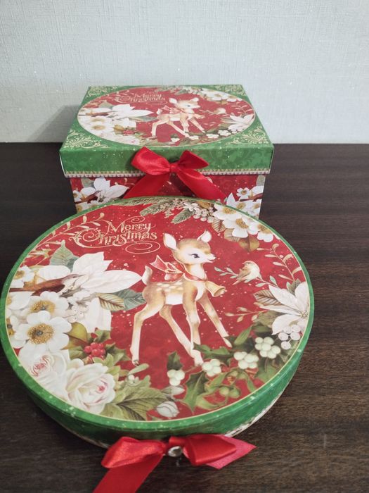 Подарочный набор Merry Christmas чашка с фильтром и две тарелки фарфор