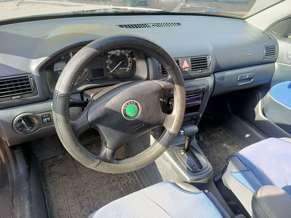 Розборка Skoda Octavia  Tour двигун  1.6 AKL  AEE 1.8T 4×4 ARX КПП