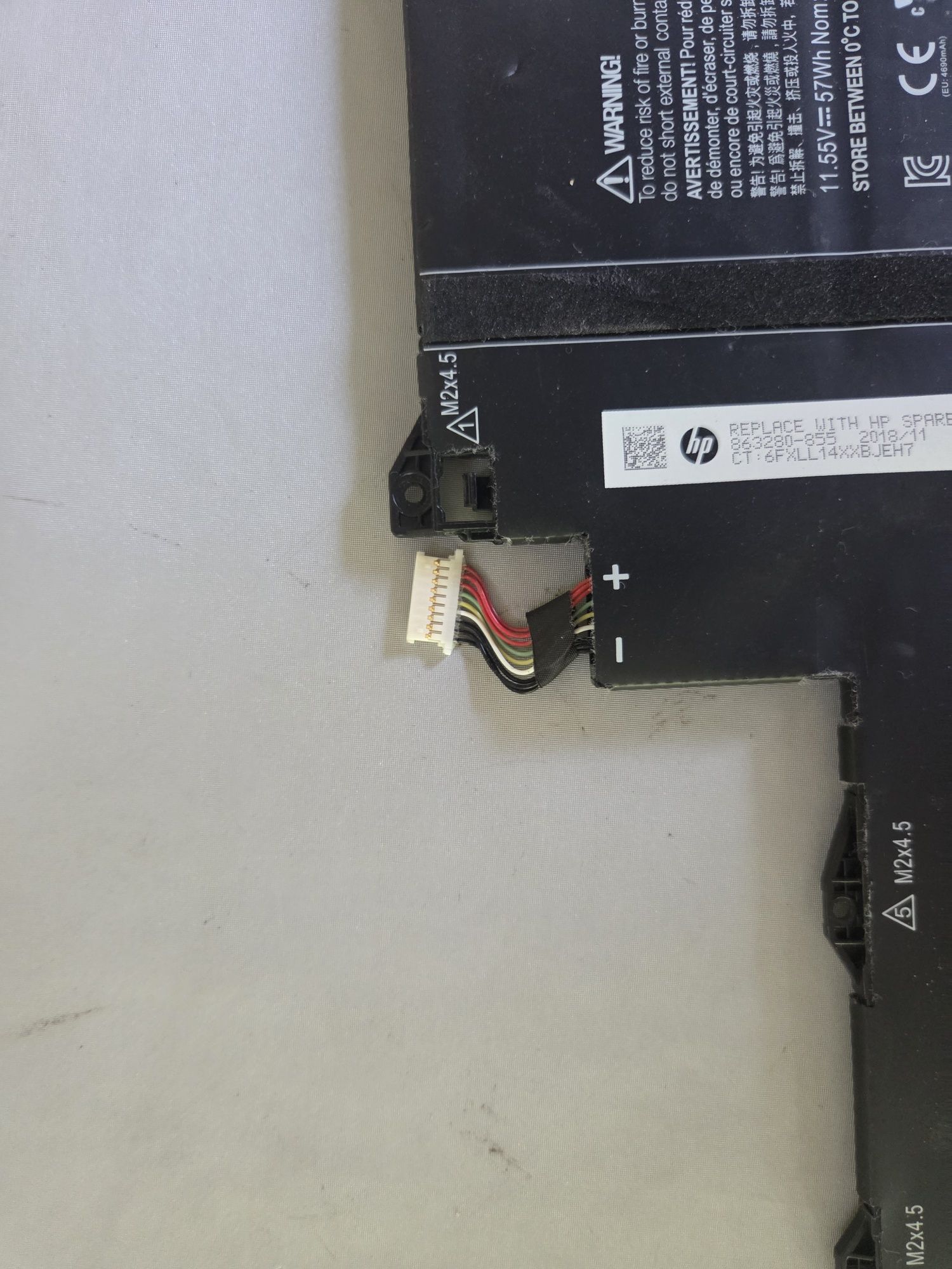 Sprzedam baterię HP OM03XL (Stan bateri nieznany)
