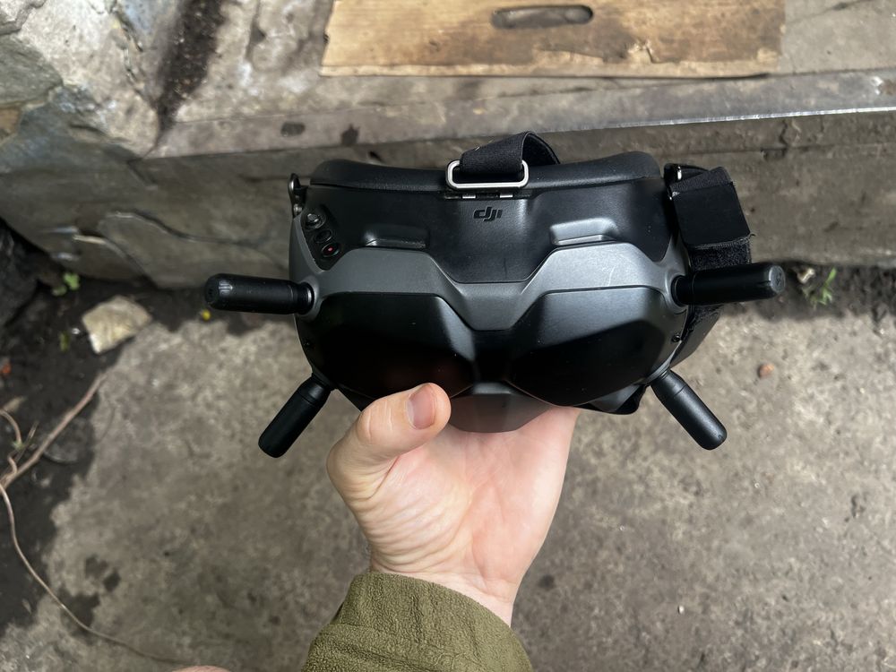 DJI googles v2 .
