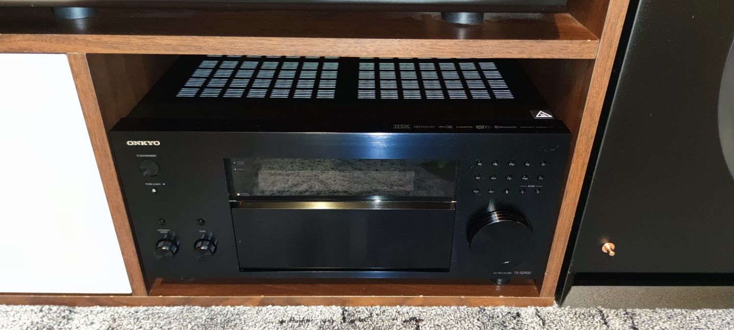 Onkyo TX-RZ900 Atmos, 4K HDR,  7.2 200w