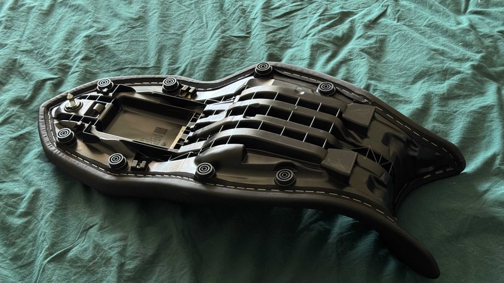 Сидіння мотоцикла BMW F900XR (52539480752)