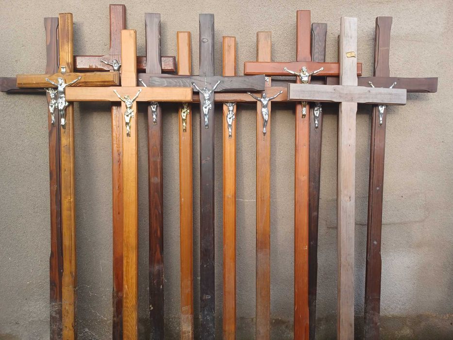 Krzyż drewniany nagrobny krzyże na cmentarz