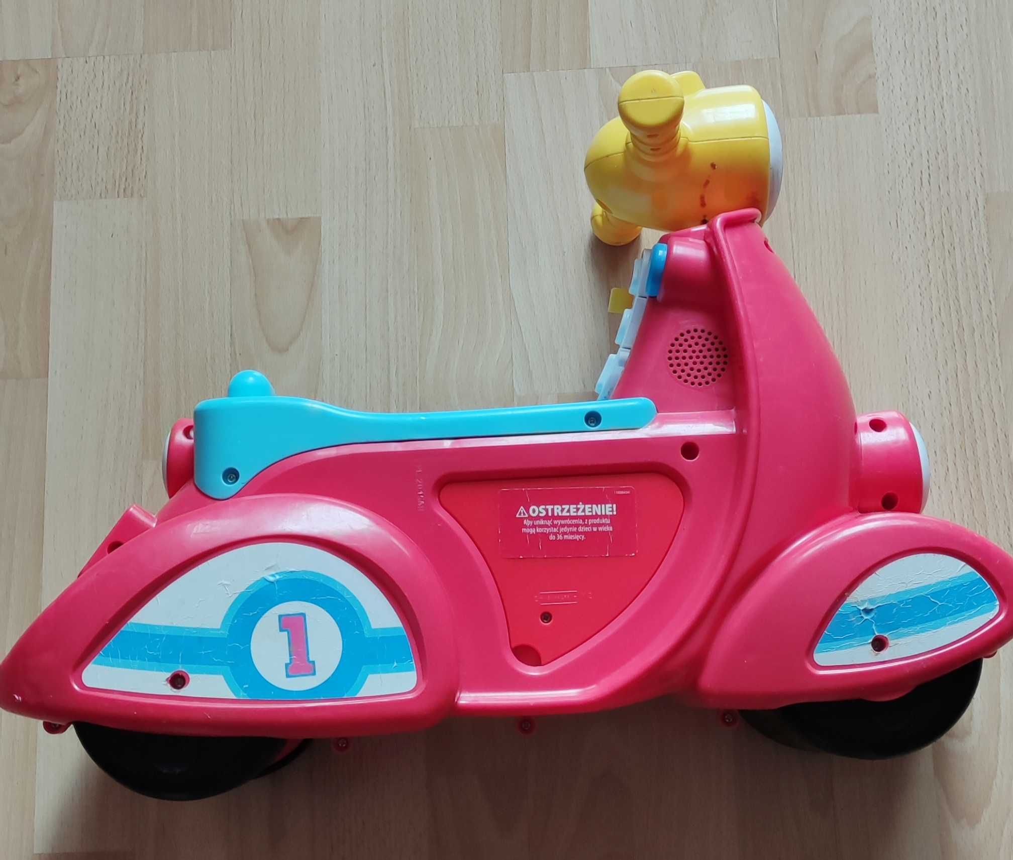 Edukacyjny Skuter/Jeździk Fisher Price