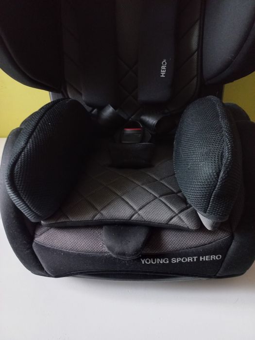 Fotelik samochodowy rehabilitacyjny Recaro Young Sport Hero 9-36 kg
