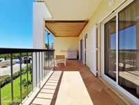 Arrendamento Anual - Apartamento T1 - Condominio fechado - Varanda - P
