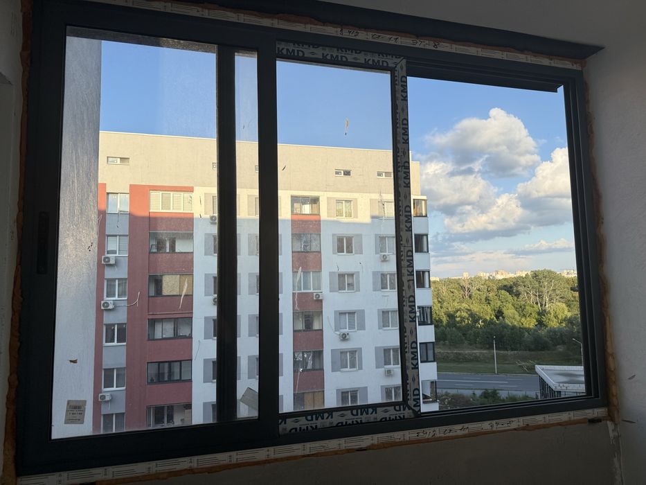Рама балконная металопластиковая раздвижная б/у