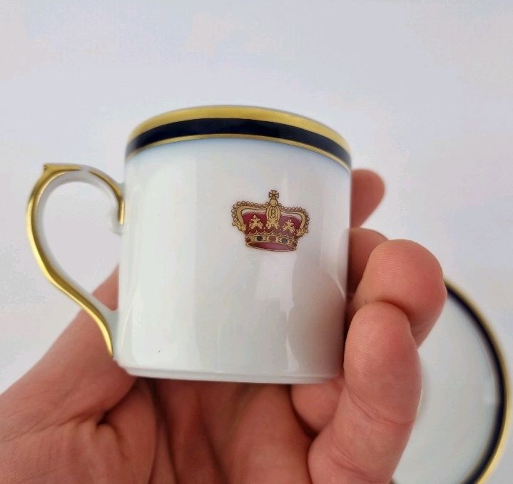 Chávena de Café com Pires Vista Alegre – Brasões Reais