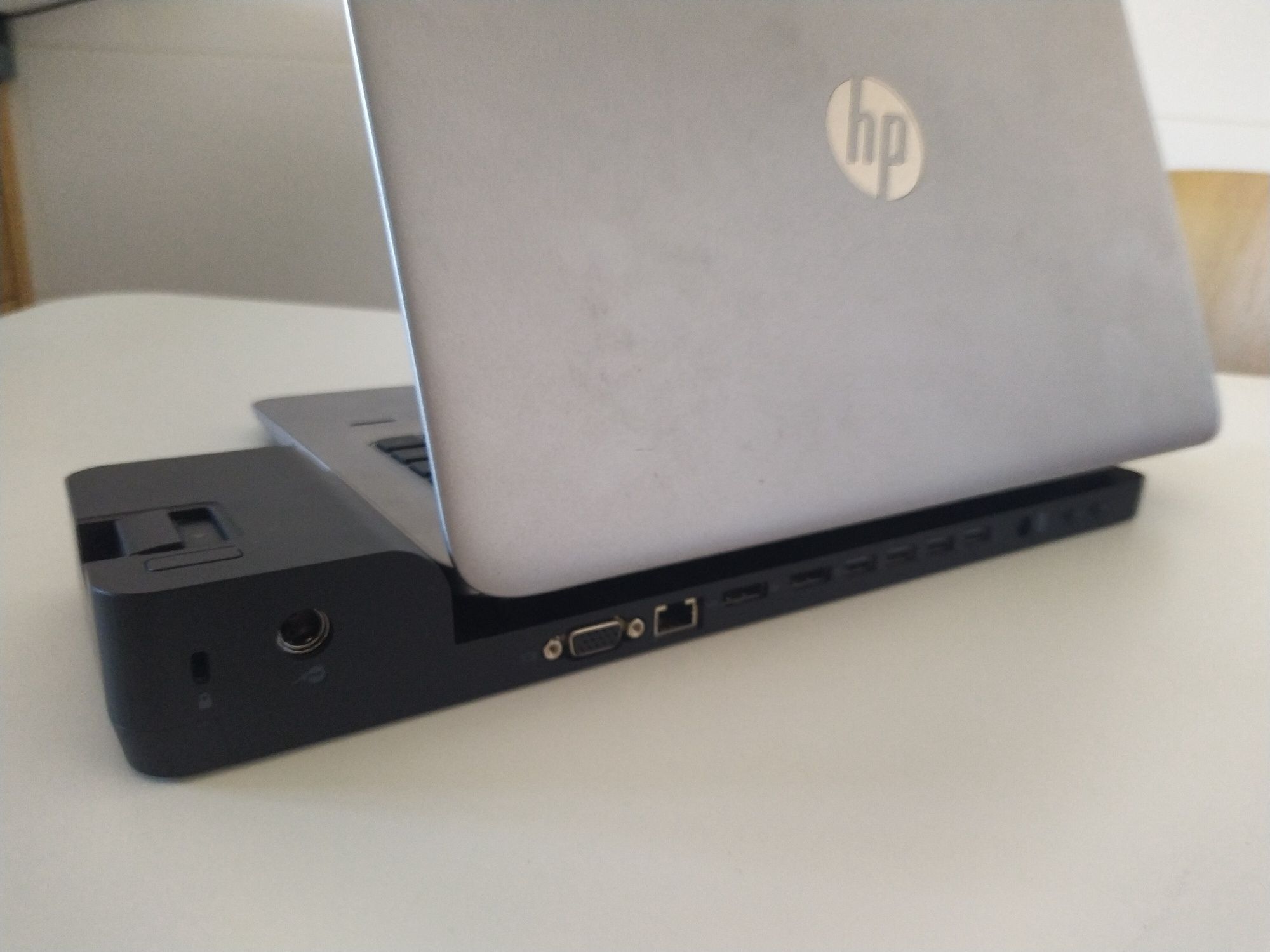 HP EliteBook 840 G3 (i5, 8GB, SSD 256GB)