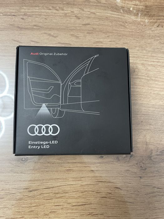 Оригинальная LED подсветка для AUDi/проекция дверей