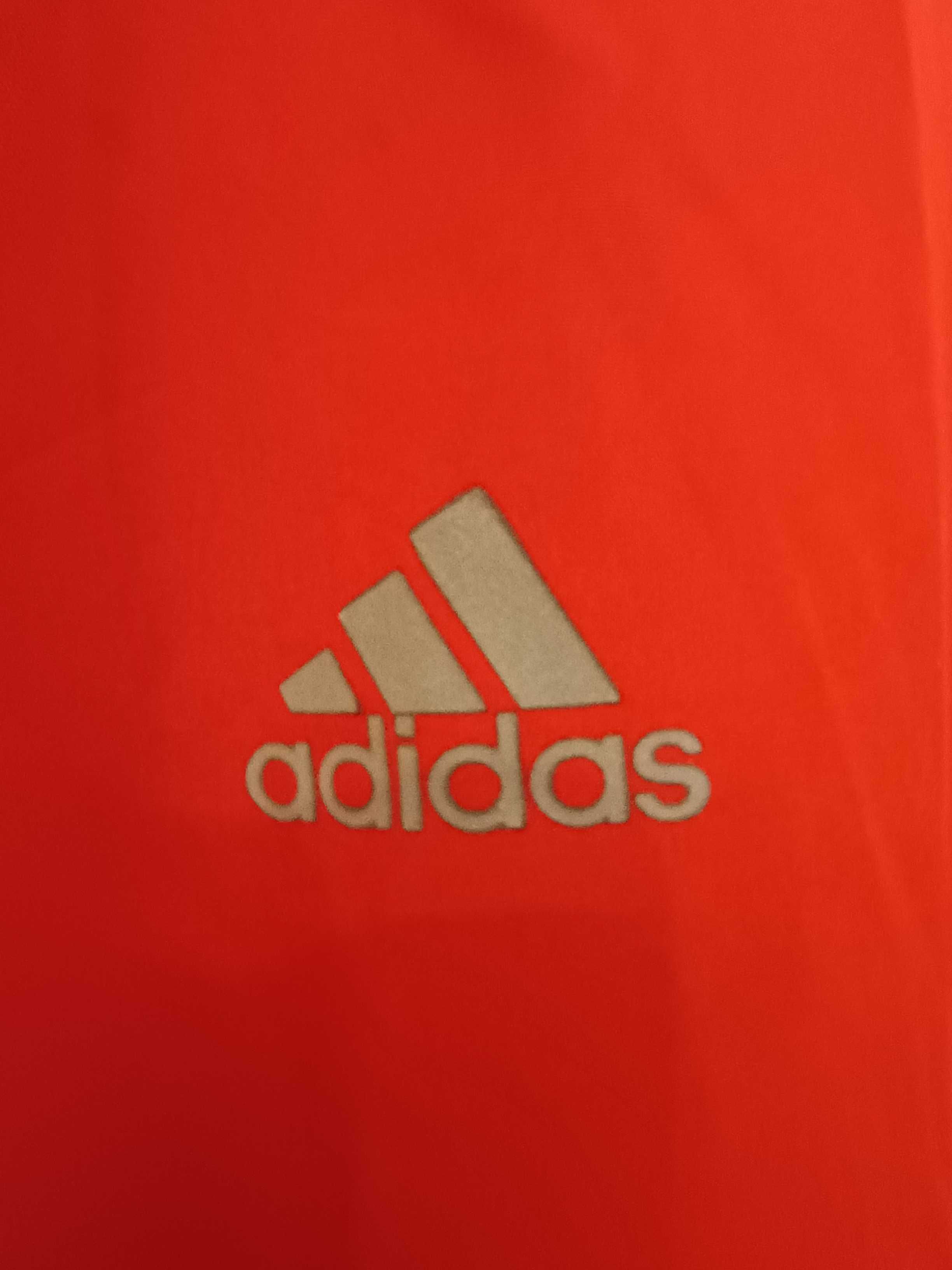 Adidas wiatrówka czerwona