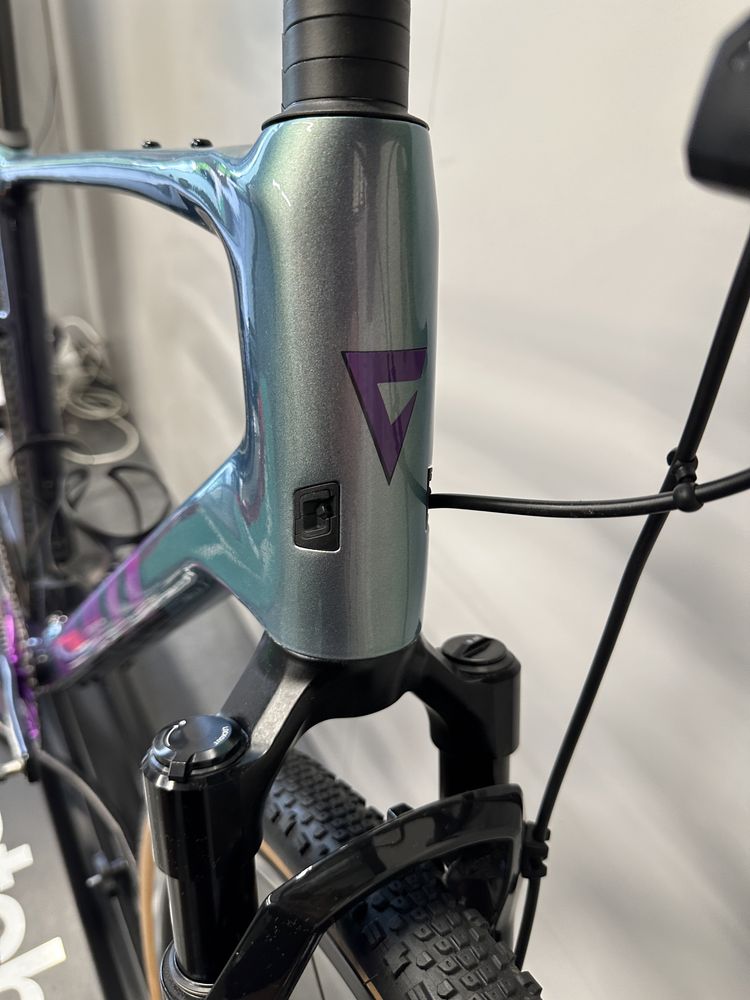 Revolt X Advanced PRO XL Faktura Vat