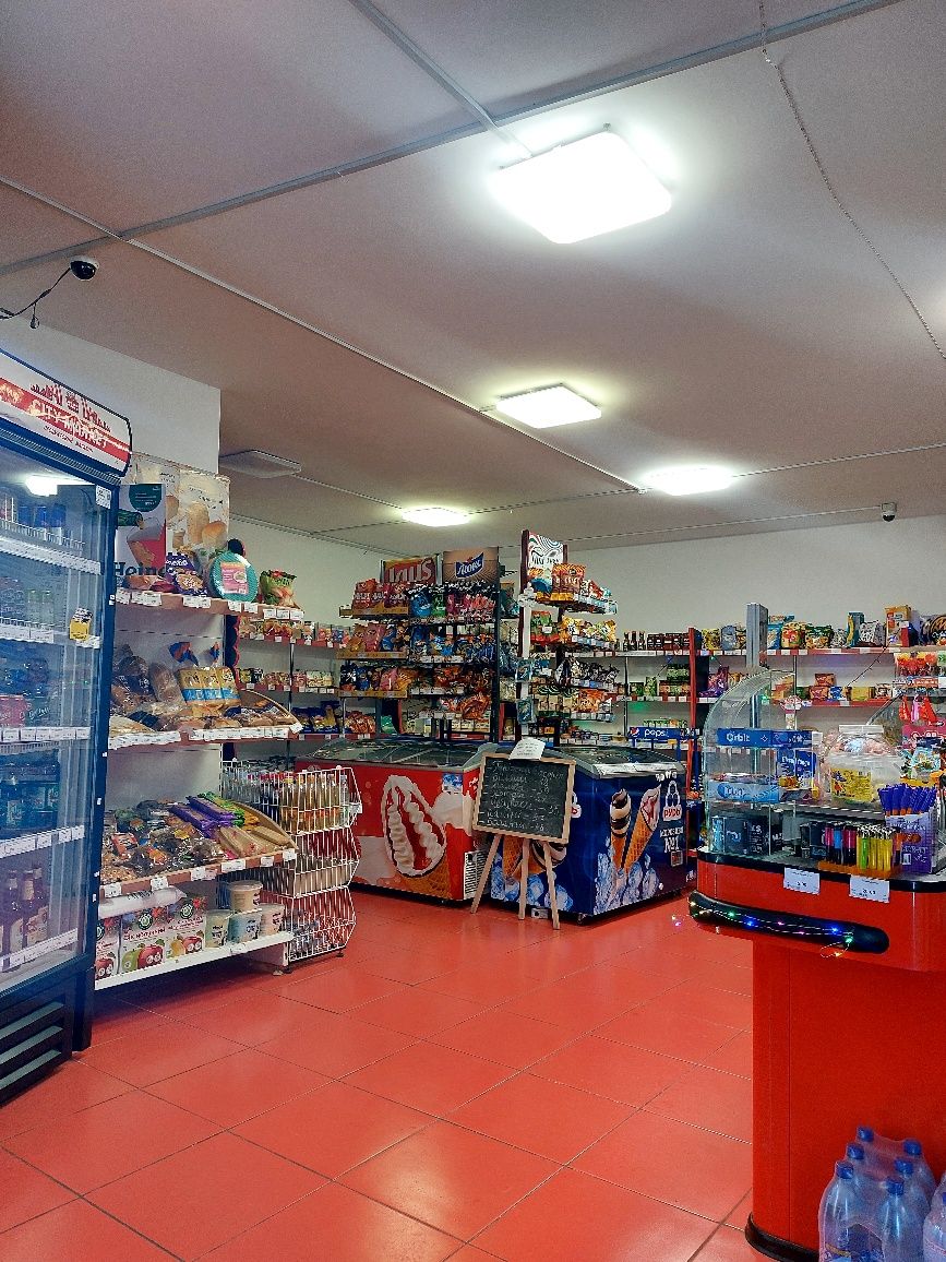 Продається продуктовий магазин