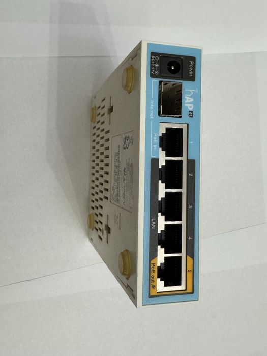 WiFi роутер MikroTik RB962UiGS-5HacT2HnT (hAP ac)