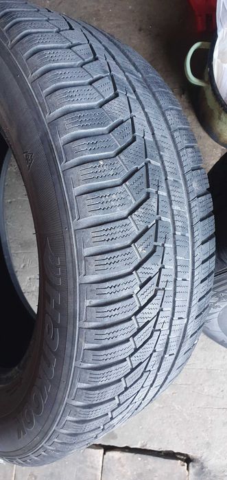 Opony Zimowe Hankook 235/60/16