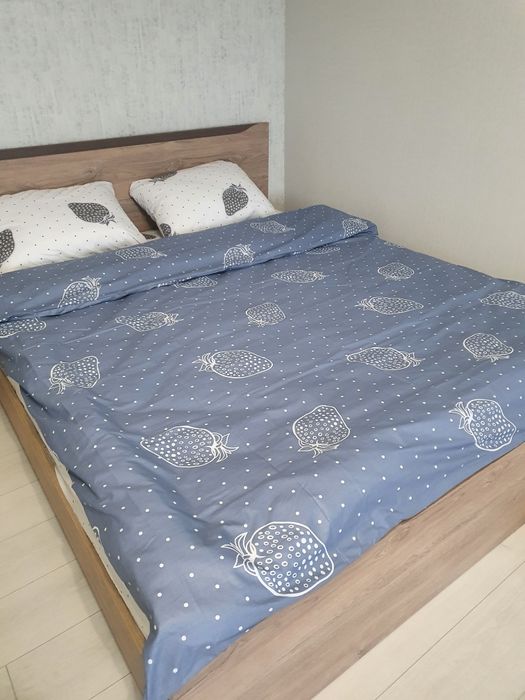 . ЖКАтлант.Оренда подобова квартира. Рівненська, Київський майдан.