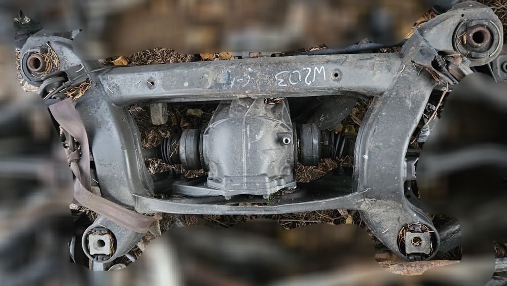 Mercedes W203 kołyska tylna wózek sanki