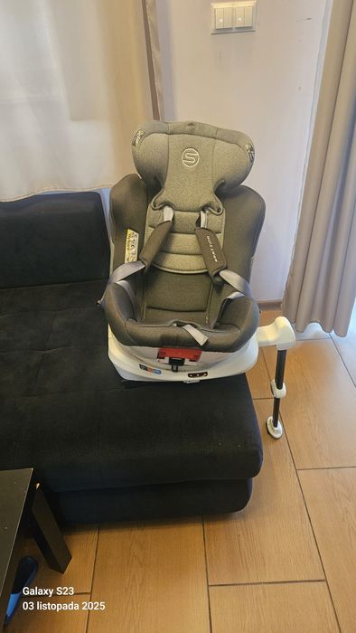 Fotelik samochodowy Isofix, obrotowy
